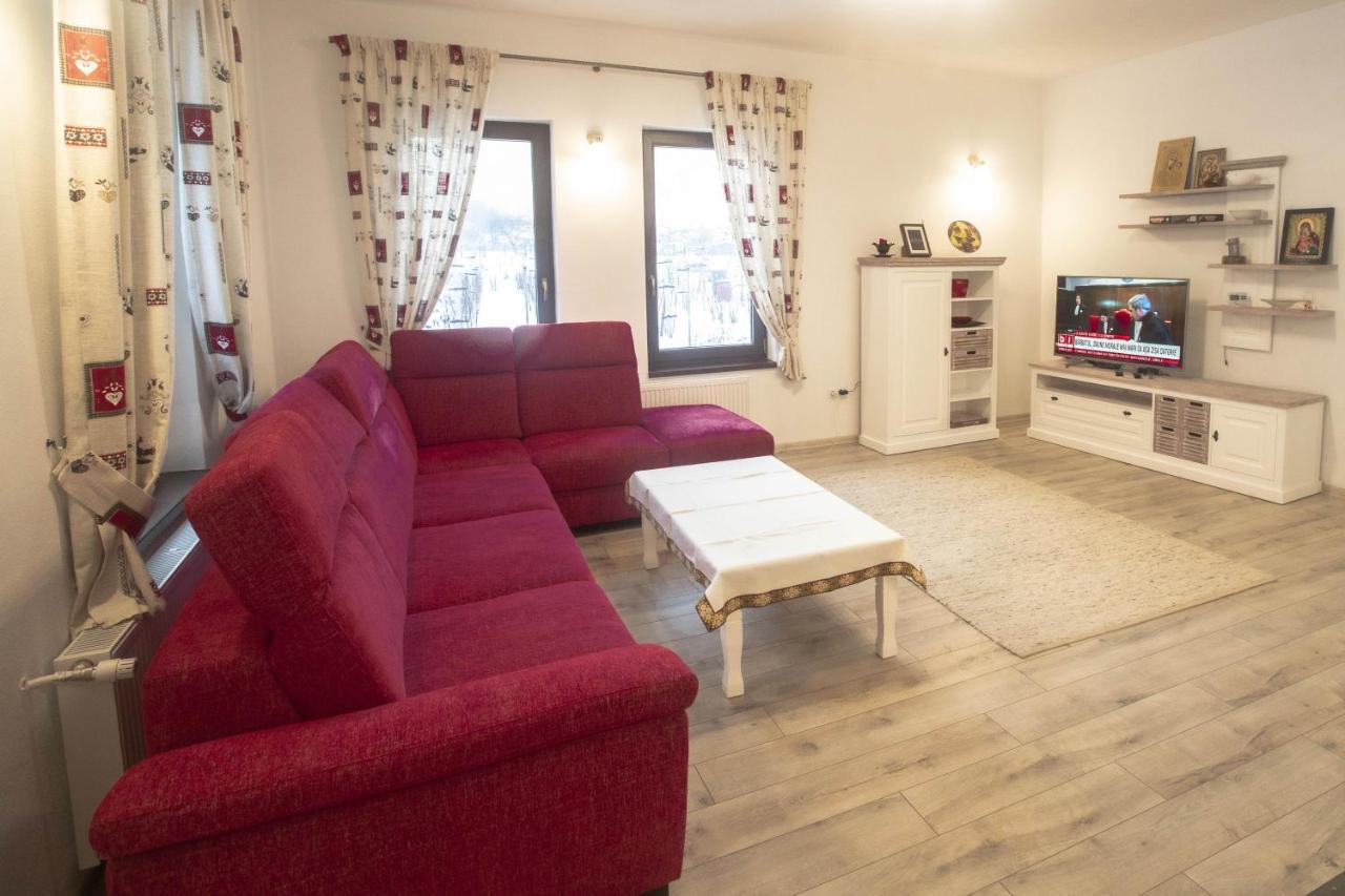 Livada Amely Hotel Gales Екстериор снимка