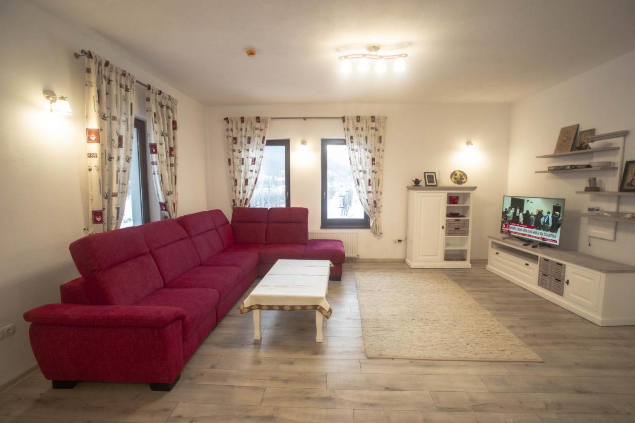 Livada Amely Hotel Gales Екстериор снимка