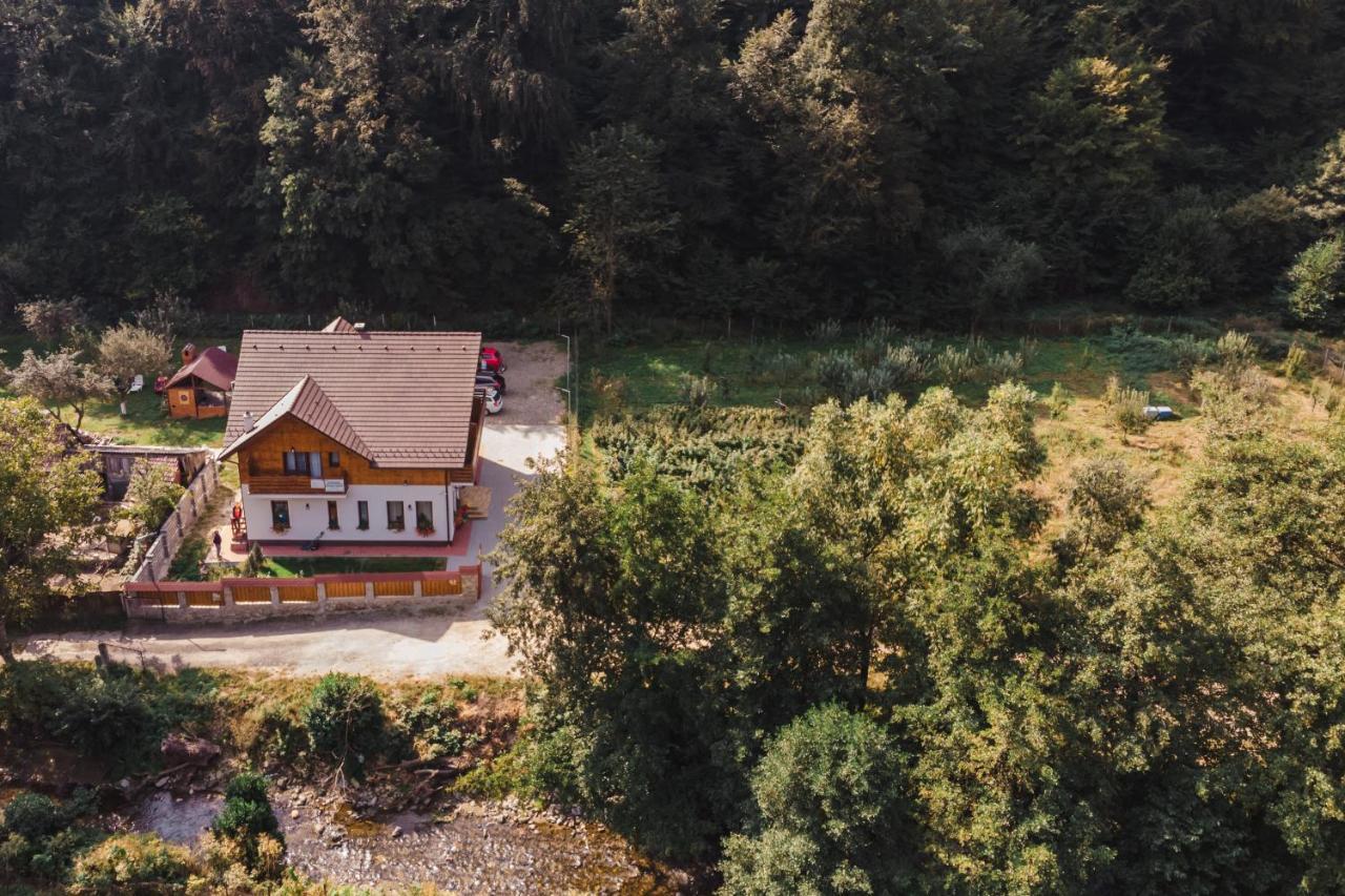 Livada Amely Hotel Gales Екстериор снимка