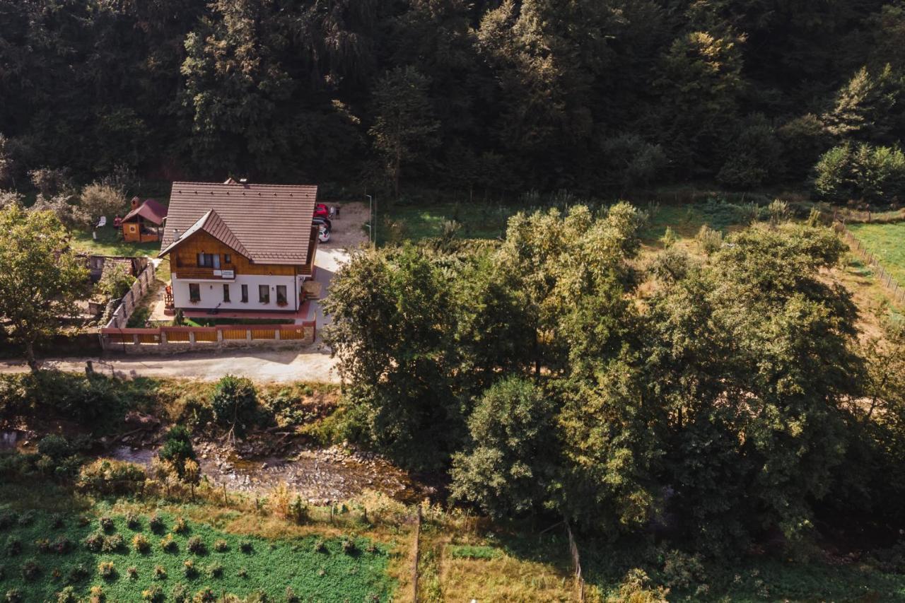 Livada Amely Hotel Gales Екстериор снимка